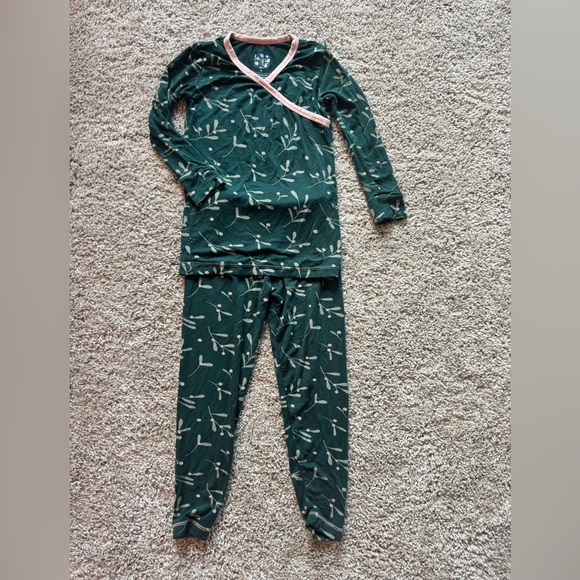 Kickee Pants Pajamas Holiday Christmas Pj's Pine Mistletoe long sleeve kimono 3T - Picture 2 of 11